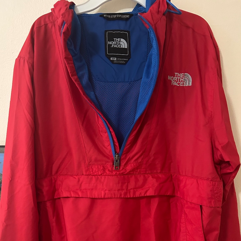 The North Face Windbreaker Men Small